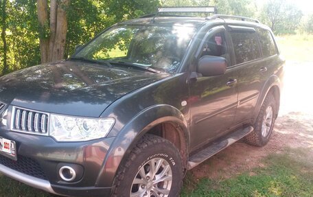 Mitsubishi Pajero Sport II рестайлинг, 2011 год, 1 890 000 рублей, 4 фотография