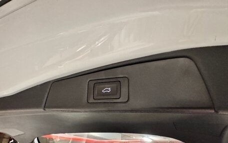 Toyota RAV4, 2025 год, 4 150 000 рублей, 15 фотография