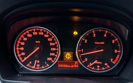 BMW 3 серия, 2011 год, 950 000 рублей, 12 фотография