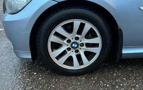 BMW 3 серия, 2011 год, 950 000 рублей, 15 фотография