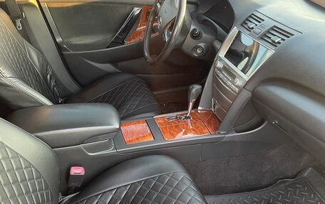 Toyota Camry, 2008 год, 900 000 рублей, 19 фотография