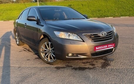 Toyota Camry, 2008 год, 900 000 рублей, 34 фотография