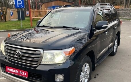 Toyota Land Cruiser 200, 2015 год, 4 100 000 рублей, 2 фотография