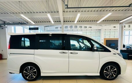 Honda Stepwgn IV, 2016 год, 1 889 000 рублей, 7 фотография