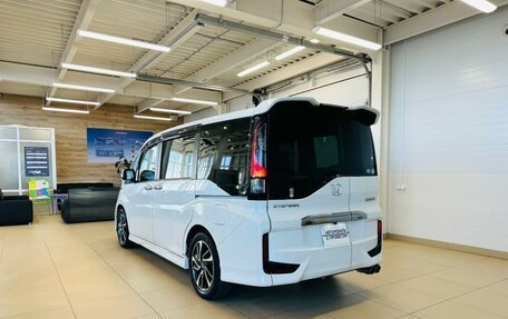 Honda Stepwgn IV, 2016 год, 1 889 000 рублей, 4 фотография