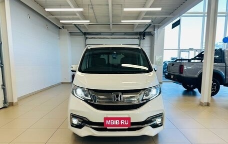 Honda Stepwgn IV, 2016 год, 1 889 000 рублей, 9 фотография