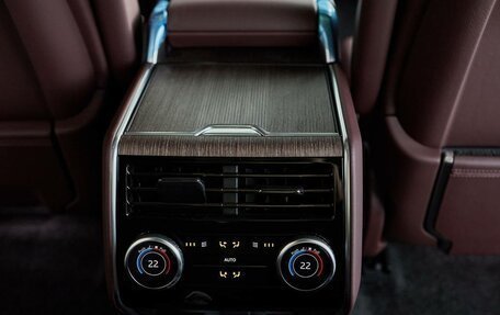 Land Rover Range Rover IV рестайлинг, 2025 год, 28 500 000 рублей, 24 фотография