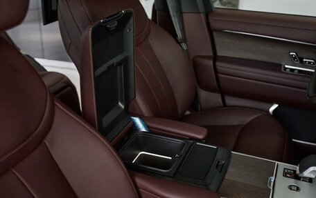 Land Rover Range Rover IV рестайлинг, 2025 год, 28 500 000 рублей, 22 фотография
