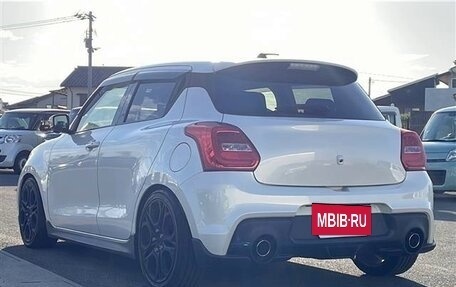 Suzuki Swift V, 2022 год, 1 097 000 рублей, 6 фотография