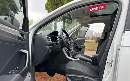 Volkswagen T-Roc I, 2021 год, 1 860 378 рублей, 8 фотография