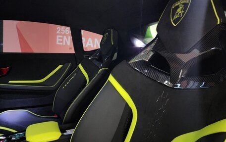 Lamborghini Huracán, 2023 год, 32 359 028 рублей, 14 фотография