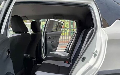 Toyota Yaris XP150 рестайлинг, 2021 год, 1 280 000 рублей, 8 фотография