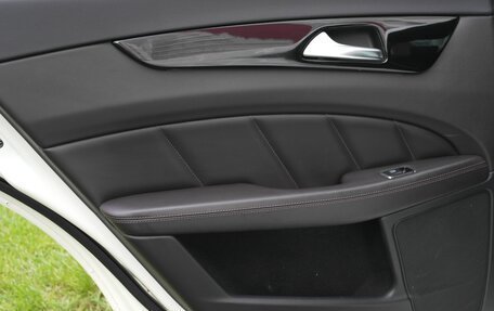 Mercedes-Benz CLS, 2013 год, 1 800 000 рублей, 6 фотография