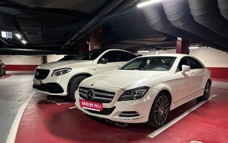 Mercedes-Benz CLS, 2013 год, 1 800 000 рублей, 15 фотография