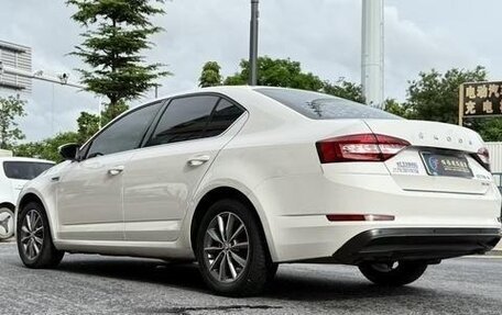 Skoda Octavia IV, 2021 год, 2 000 000 рублей, 4 фотография