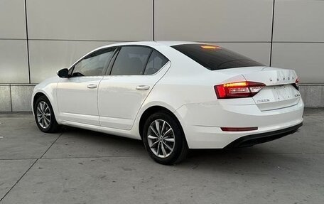 Skoda Octavia IV, 2021 год, 2 000 000 рублей, 5 фотография