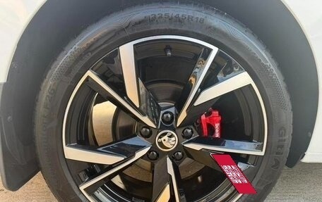 Skoda Octavia IV, 2021 год, 2 000 000 рублей, 12 фотография