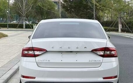 Skoda Octavia IV, 2021 год, 2 000 000 рублей, 4 фотография