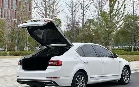 Skoda Octavia IV, 2021 год, 2 000 000 рублей, 6 фотография