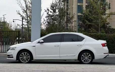 Skoda Octavia IV, 2021 год, 2 000 000 рублей, 5 фотография