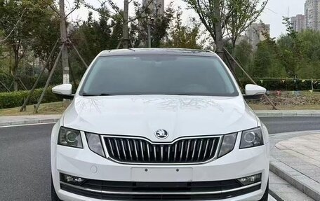 Skoda Octavia IV, 2021 год, 2 000 000 рублей, 2 фотография