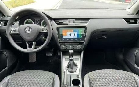 Skoda Octavia IV, 2021 год, 2 000 000 рублей, 7 фотография