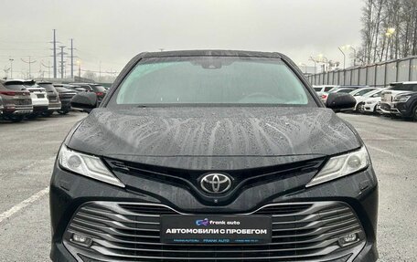 Toyota Camry, 2018 год, 3 099 000 рублей, 2 фотография