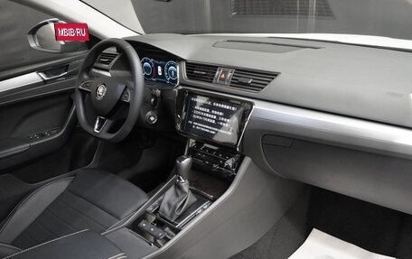 Skoda Superb III рестайлинг, 2025 год, 4 050 000 рублей, 11 фотография