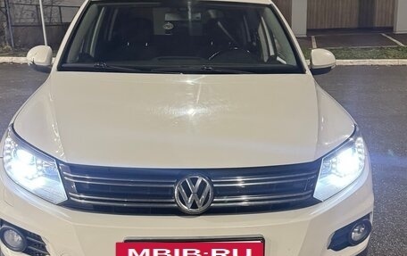 Volkswagen Tiguan I, 2012 год, 885 000 рублей, 3 фотография