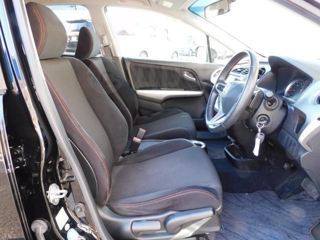 Honda Stream II рестайлинг, 2014 год, 900 000 рублей, 9 фотография