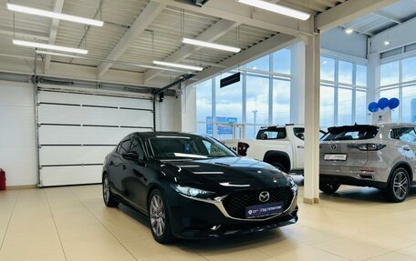 Mazda 3, 2019 год, 1 599 999 рублей, 8 фотография