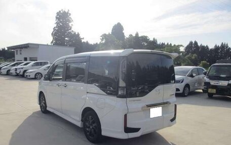 Honda Stepwgn IV, 2021 год, 2 110 000 рублей, 5 фотография