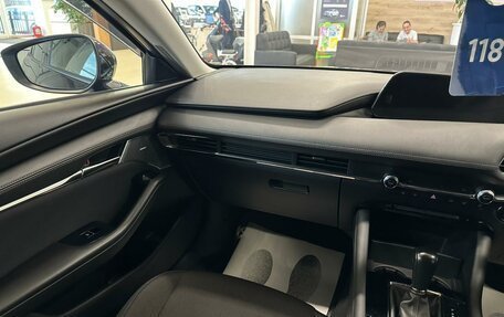 Mazda 3, 2019 год, 1 599 999 рублей, 14 фотография