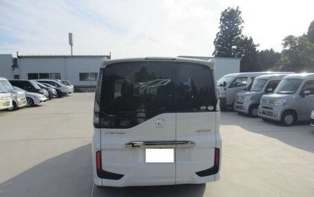 Honda Stepwgn IV, 2021 год, 2 110 000 рублей, 6 фотография