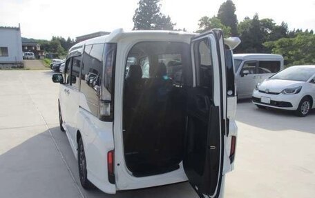 Honda Stepwgn IV, 2021 год, 2 110 000 рублей, 9 фотография