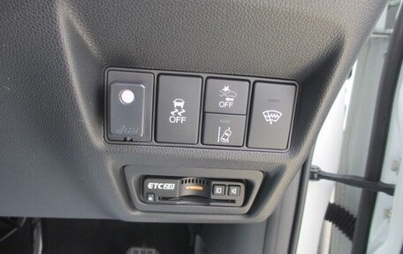 Honda Stepwgn IV, 2021 год, 2 110 000 рублей, 18 фотография