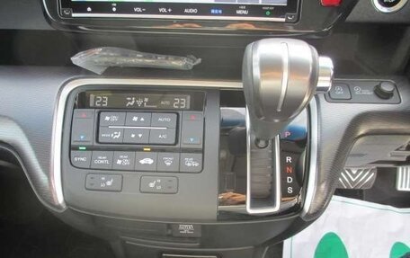 Honda Stepwgn IV, 2021 год, 2 110 000 рублей, 25 фотография