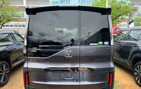 Honda Stepwgn IV, 2021 год, 2 145 000 рублей, 6 фотография