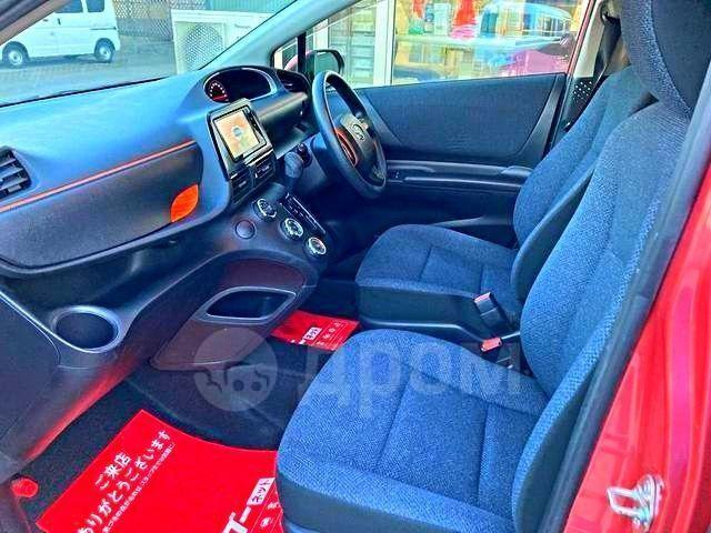 Toyota Sienta II, 2017 год, 1 305 000 рублей, 10 фотография