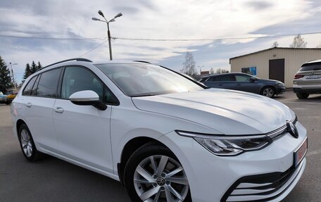 Volkswagen Golf VIII, 2021 год, 2 072 000 рублей, 3 фотография