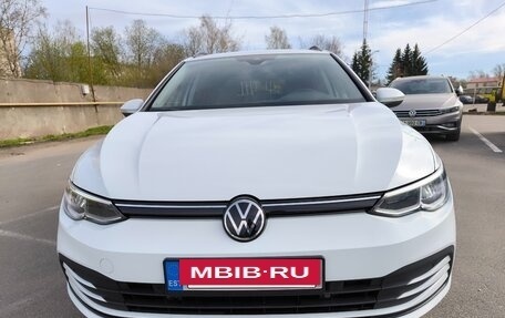 Volkswagen Golf VIII, 2021 год, 2 072 000 рублей, 7 фотография