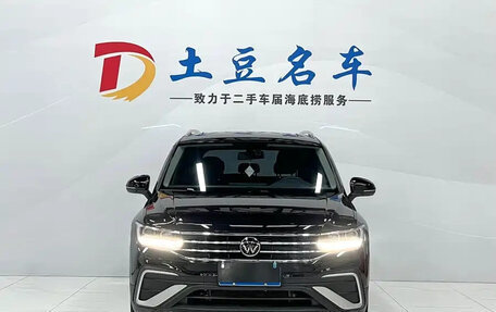 Volkswagen Tiguan II, 2024 год, 3 692 000 рублей, 2 фотография