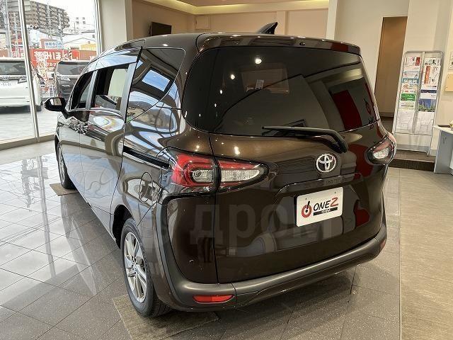 Toyota Sienta II, 2021 год, 1 240 000 рублей, 17 фотография