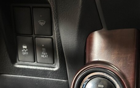 Toyota Land Cruiser Prado 150 рестайлинг 2, 2017 год, 3 750 000 рублей, 15 фотография