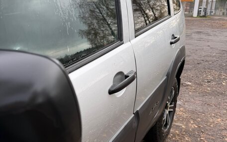 Chevrolet Niva I рестайлинг, 2018 год, 810 000 рублей, 17 фотография