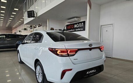 KIA Rio IV, 2018 год, 1 649 000 рублей, 9 фотография