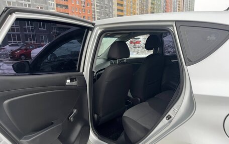 Hyundai Solaris II рестайлинг, 2013 год, 780 000 рублей, 20 фотография