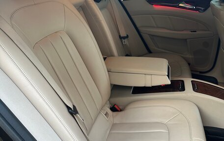 Mercedes-Benz CLS, 2014 год, 2 470 000 рублей, 20 фотография