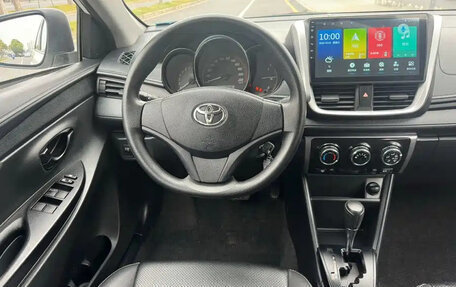 Toyota Yaris XP150 рестайлинг, 2021 год, 1 483 000 рублей, 10 фотография