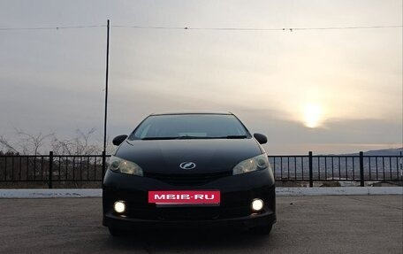 Toyota Wish II, 2011 год, 1 299 000 рублей, 2 фотография